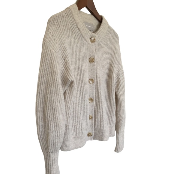 Everlane The Cropped Alpaca Cardigan - Picture 4 of 9